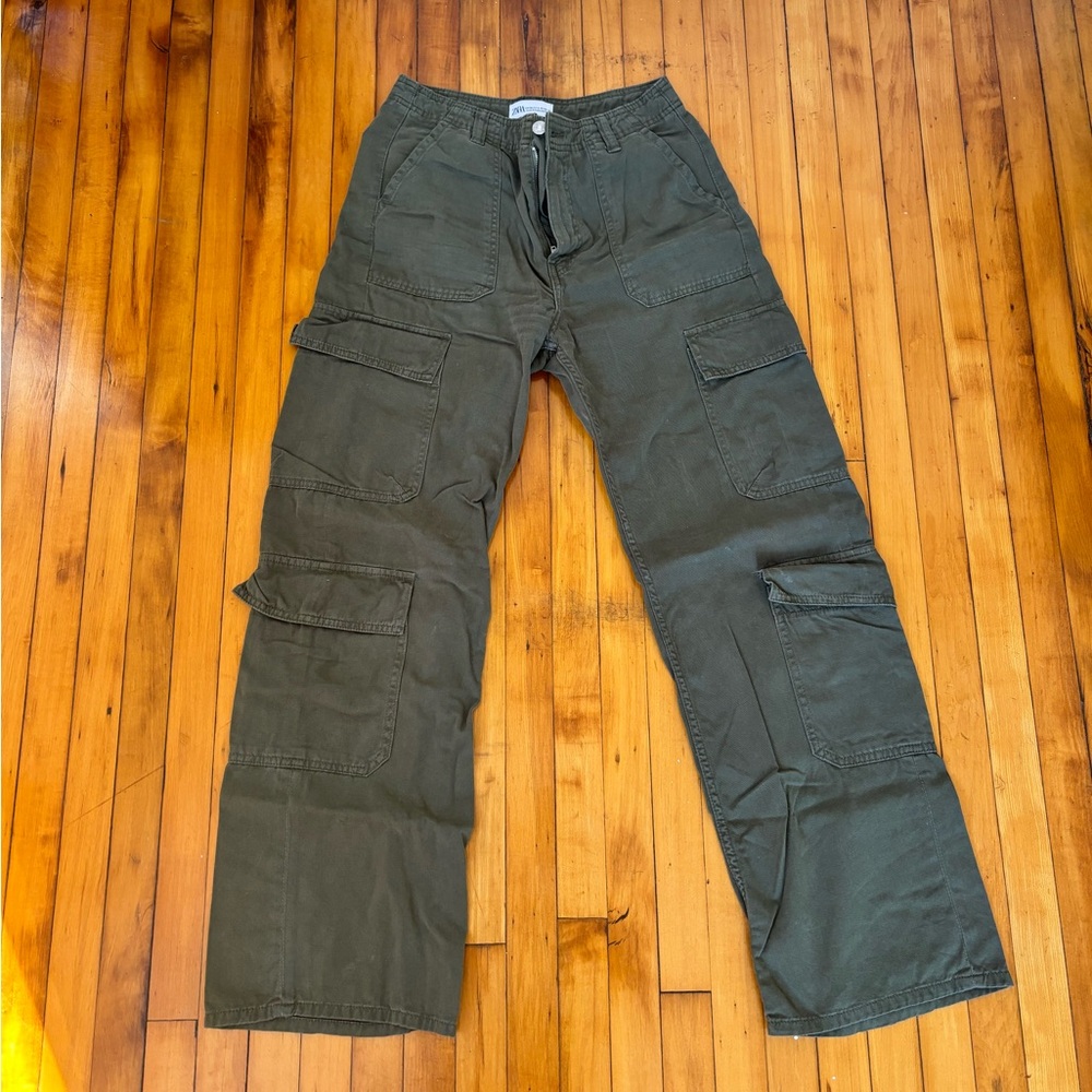 Zara Green Cargo Pants
